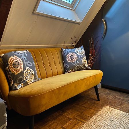 Agapanthus Bed And Breakfast Hoogkarspel Экстерьер фото